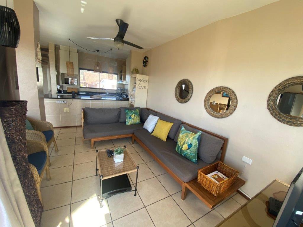 Umdloti Cabanas 32 Triplex Exterior photo